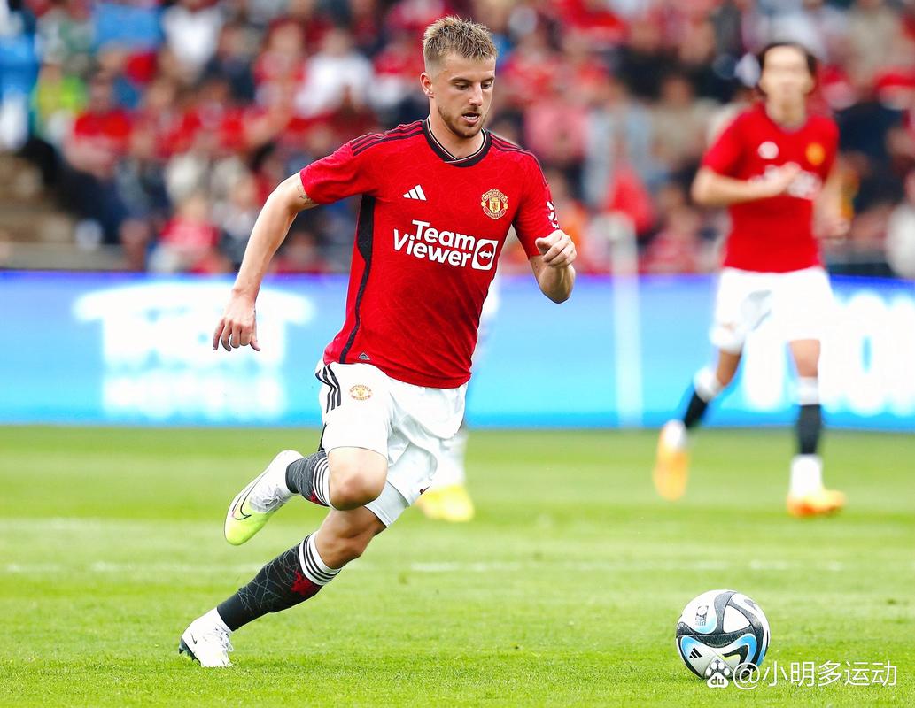 萨内：我会好好表现让纳帅不得不带我上世界杯；孔帕尼是领袖（萨内：要用表现迫使纳格尔斯曼带我征战世界杯，孔帕尼是球队领袖）