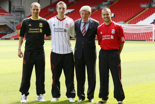 闪耀哥客场2-2战平多特，本赛季欧冠正赛仍一胜难求（闪耀哥客场2-2憾平多特，本季欧冠正赛依旧未尝胜绩）