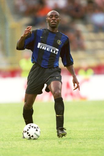 迈尼昂能否续约？阿莱格里：俱乐部正在规划米兰的未来（迈尼昂续约成疑？阿莱格里：米兰正着手规划未来）