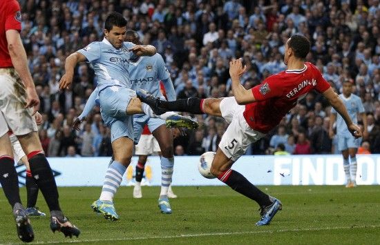 外线手感火热！麦克布莱德替补命中7记三分砍下22分3篮板（替补发威！麦克布莱德外线7记三分轰下22分3篮板）