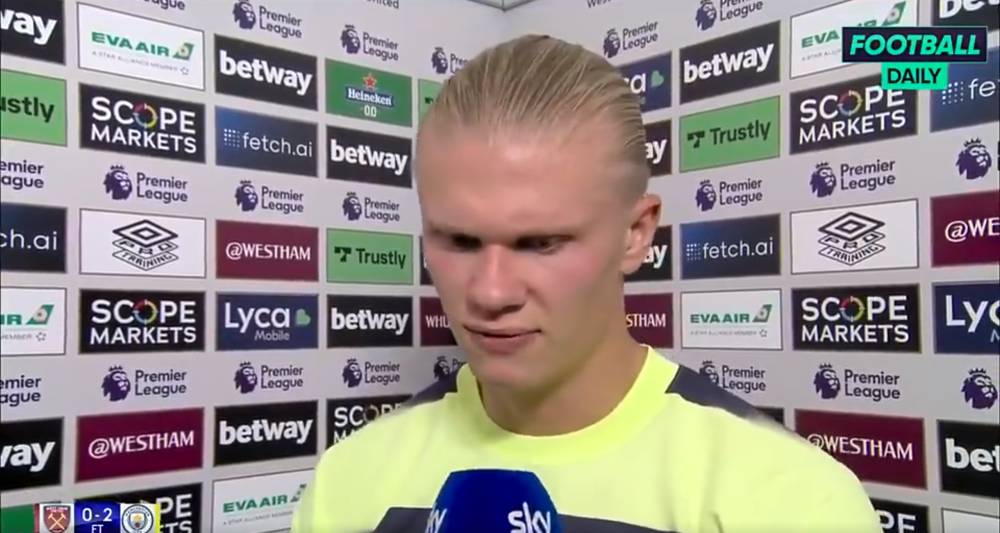 佩莱格里尼：塞维利亚落后时球迷往球场投掷杂物，这样不对（佩莱格里尼不满：塞维利亚落后时球迷向场内投掷杂物的行为不可取）